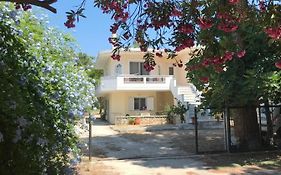 Sxinias Resort